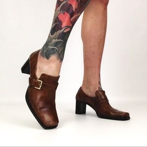 Vintage Genuine Leather Heels in Brown | Size 6.5